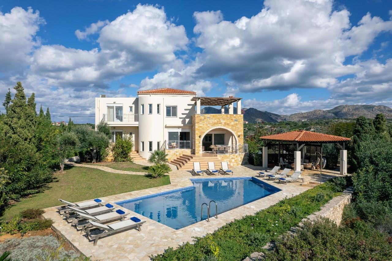 Lake And Sea Villa Tersanas Exterior foto