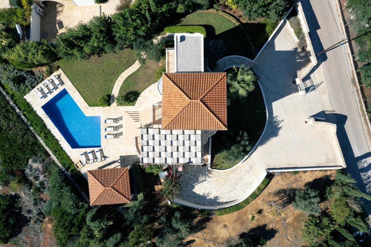 Lake And Sea Villa Tersanas Exterior foto